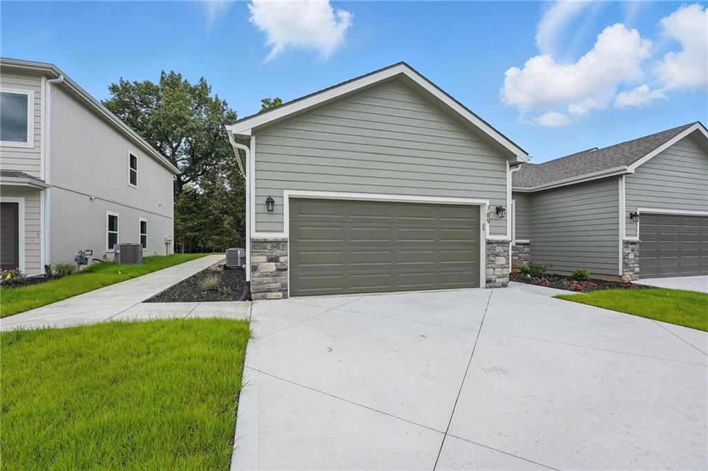 789 Highland Drive — photo 5