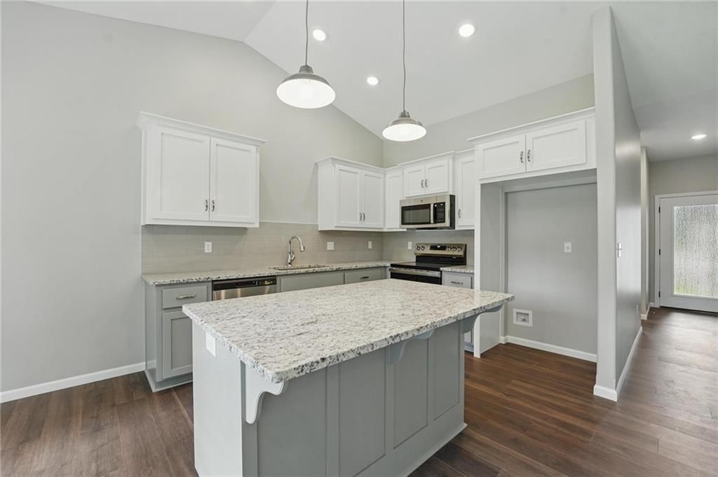 789 Highland Drive — photo 15