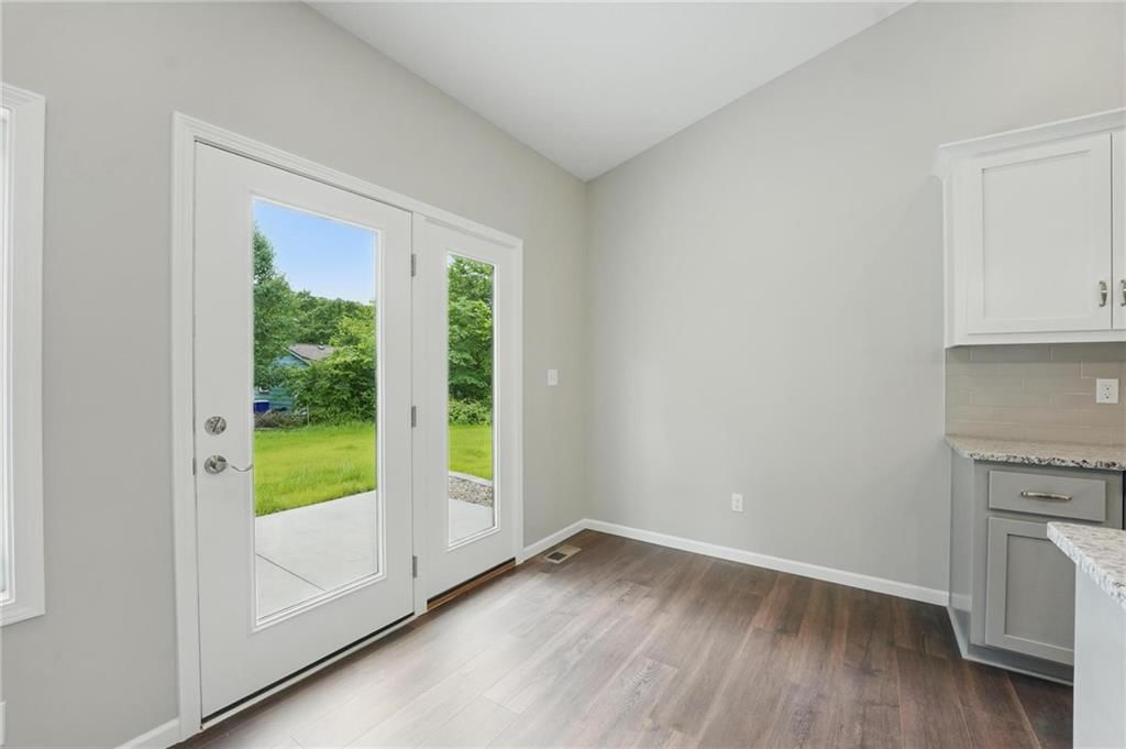 789 Highland Drive — photo 17