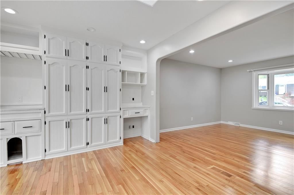 13209 Grand Avenue — photo 10