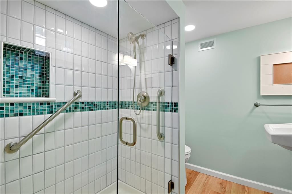13209 Grand Avenue — photo 20