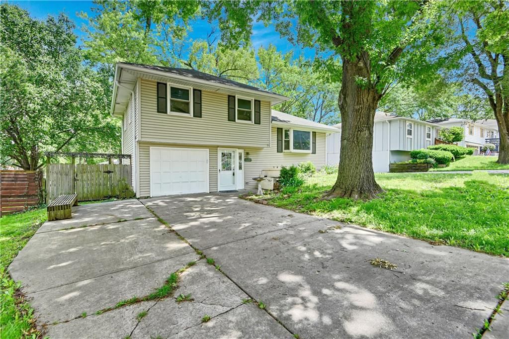 13209 Grand Avenue — photo 24
