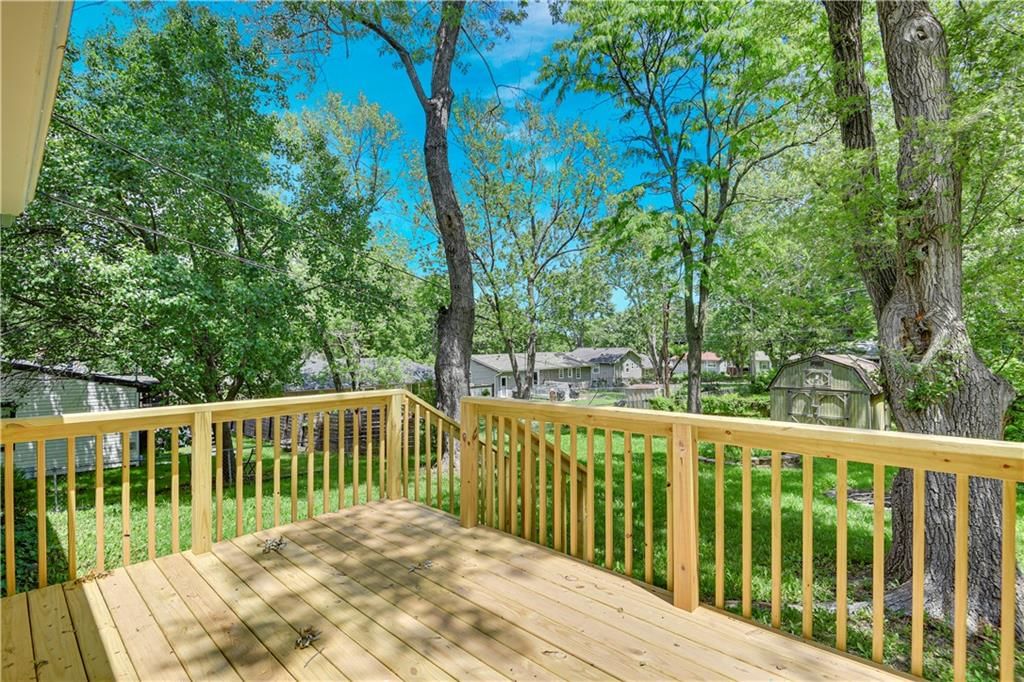 13209 Grand Avenue — photo 29