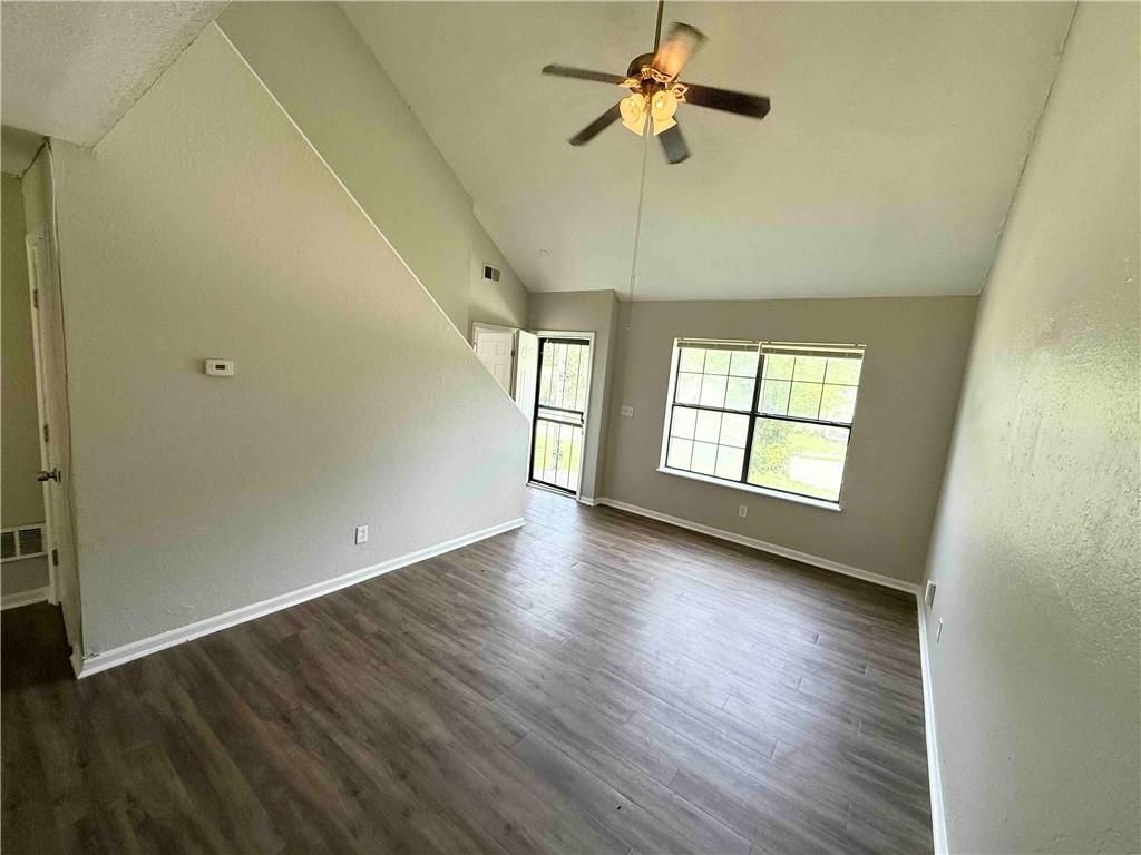 7134 Agnes Avenue — photo 12