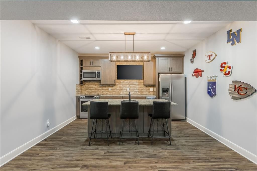 Photo 23 of 33 - 9612 NE 95th Terrace