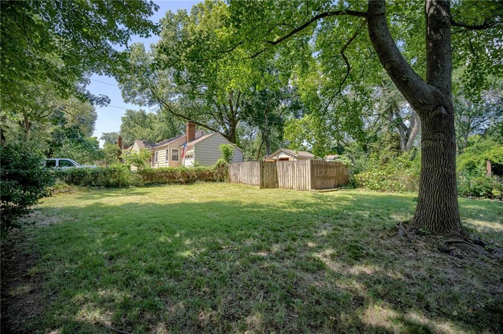 Photo 40 of 41 - 5301 Sycamore Drive