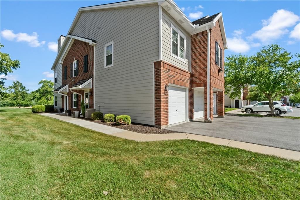 11619 Tomahawk Creek Parkway — photo 20