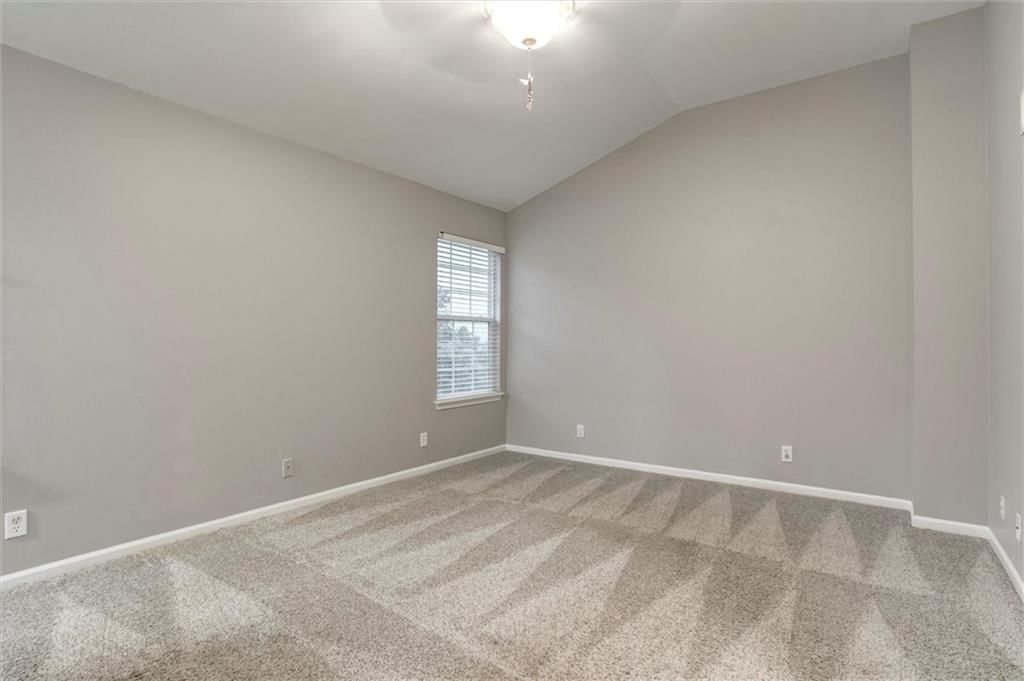 7132 Woodstock Street — photo 21