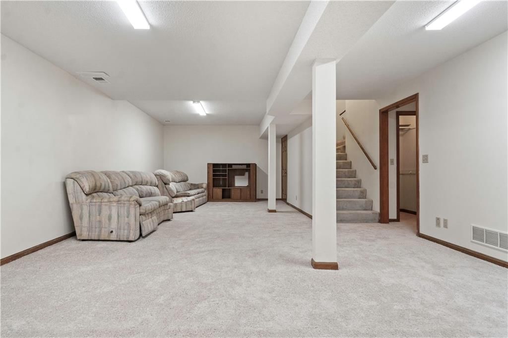 13162 Rosewood Street — photo 57