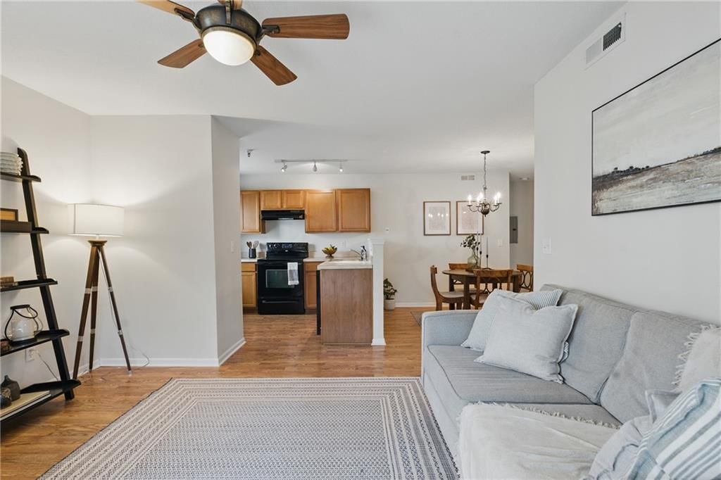 5610 NE 80th Terrace — photo 8