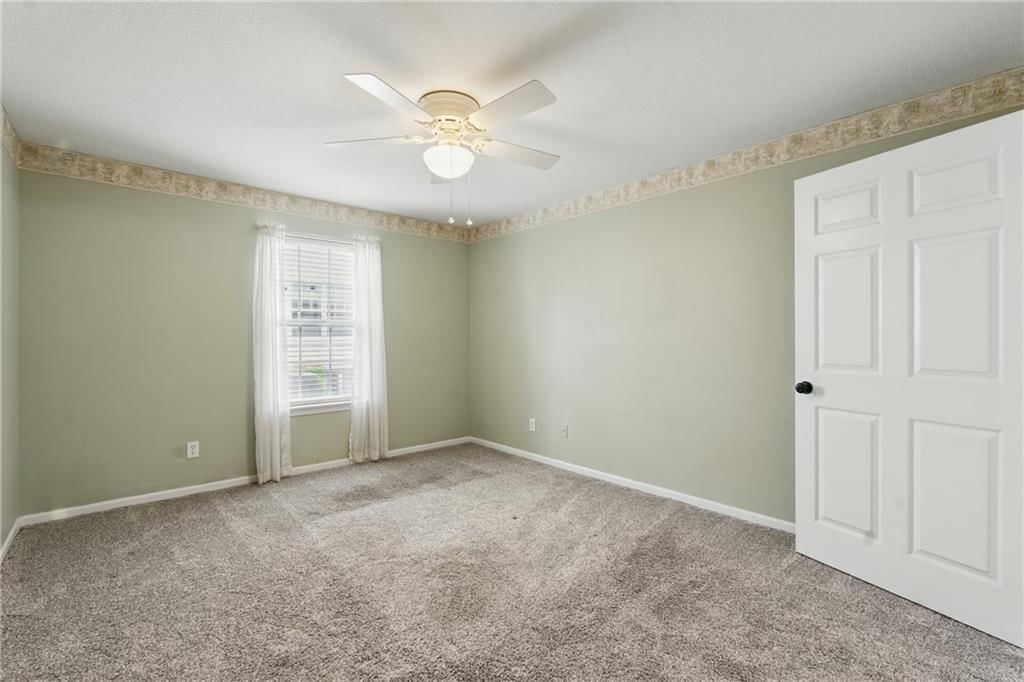 5610 NE 80th Terrace — photo 11