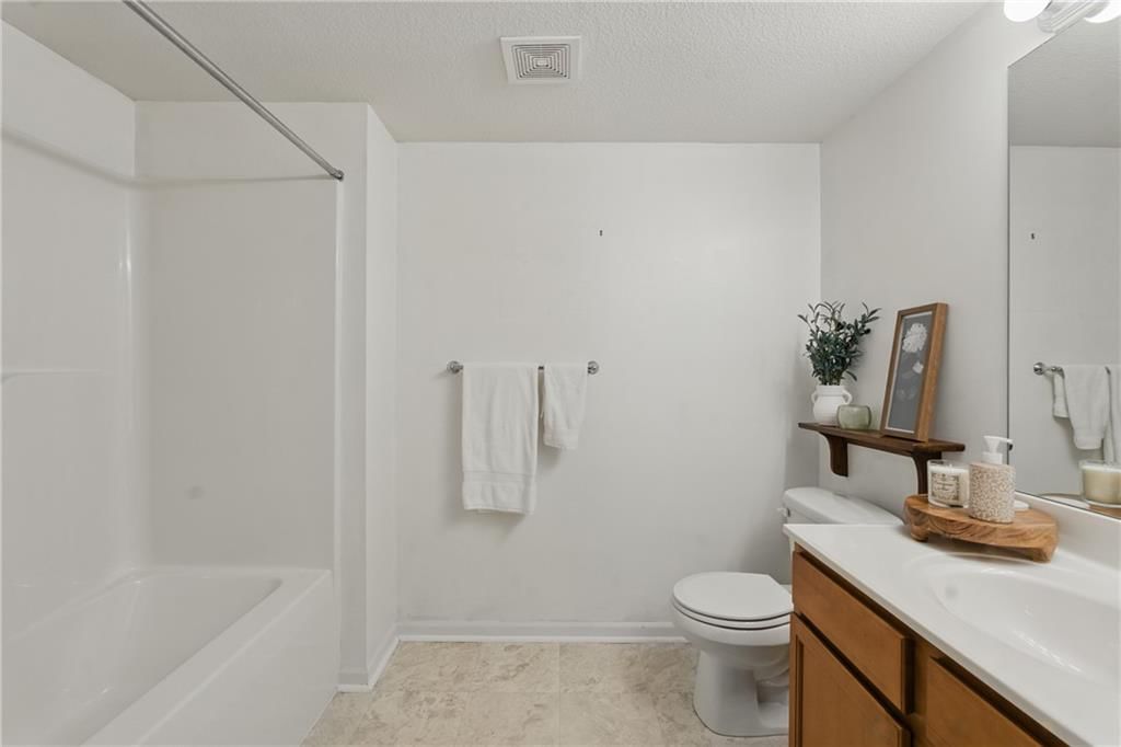 5610 NE 80th Terrace — photo 20