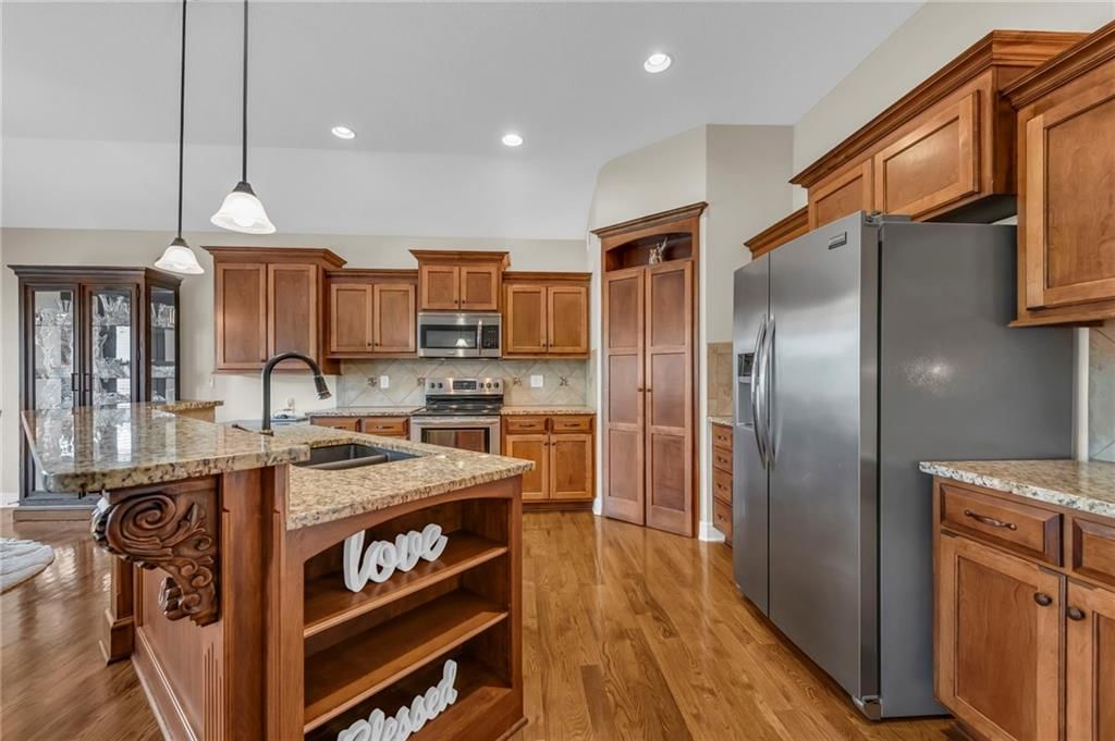 2213 NE Overland Drive — photo 7