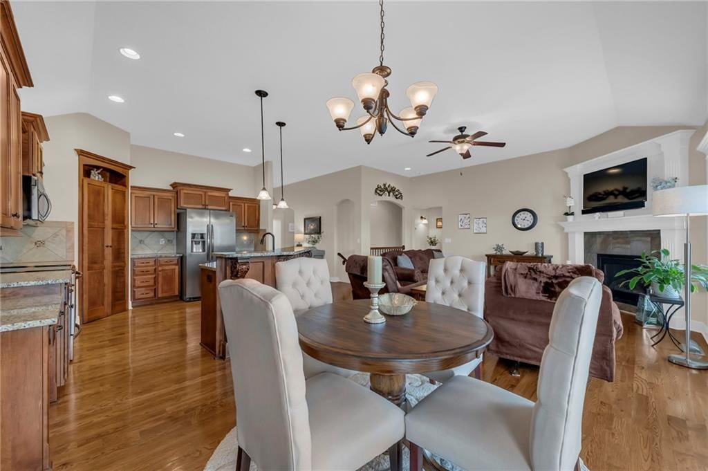 2213 NE Overland Drive — photo 10