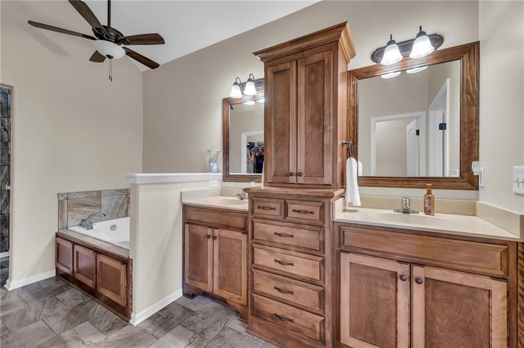 2213 NE Overland Drive — photo 18