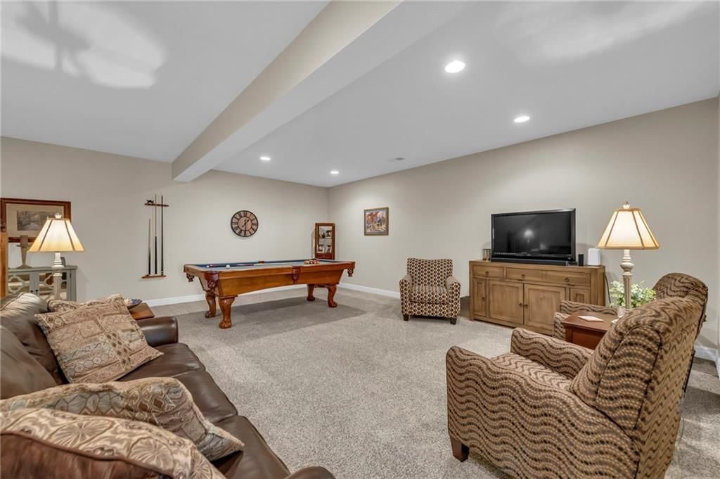 2213 NE Overland Drive — photo 32
