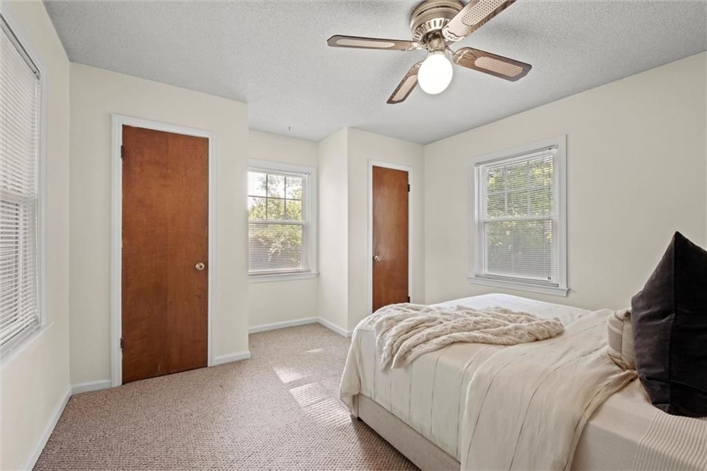 7339 Glenwood Lane — photo 10