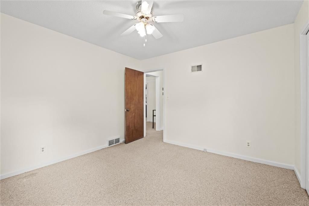 7339 Glenwood Lane — photo 11