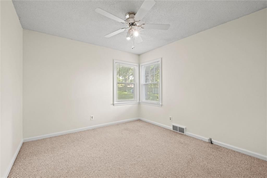 7339 Glenwood Lane — photo 14
