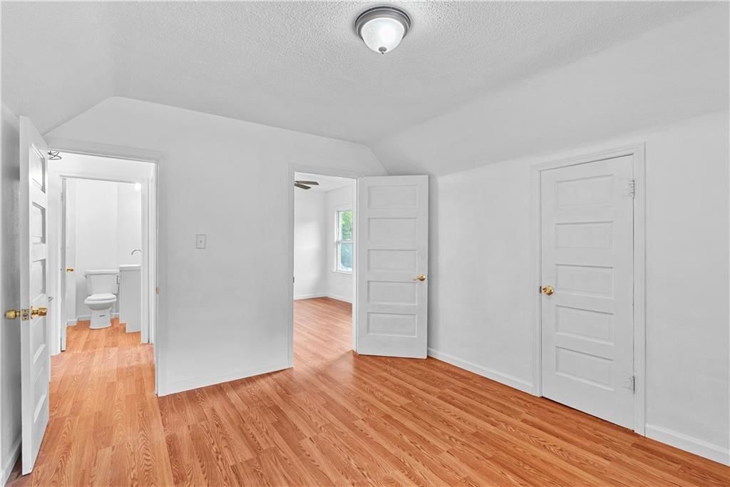Photo 20 of 28 - 812 Tenny Avenue