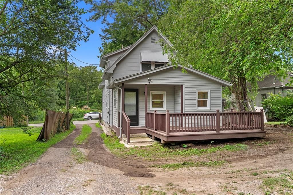 Photo 28 of 28 - 812 Tenny Avenue