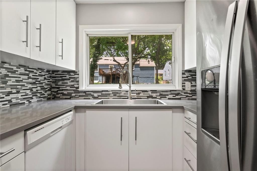 5724 Beverly Avenue — photo 7