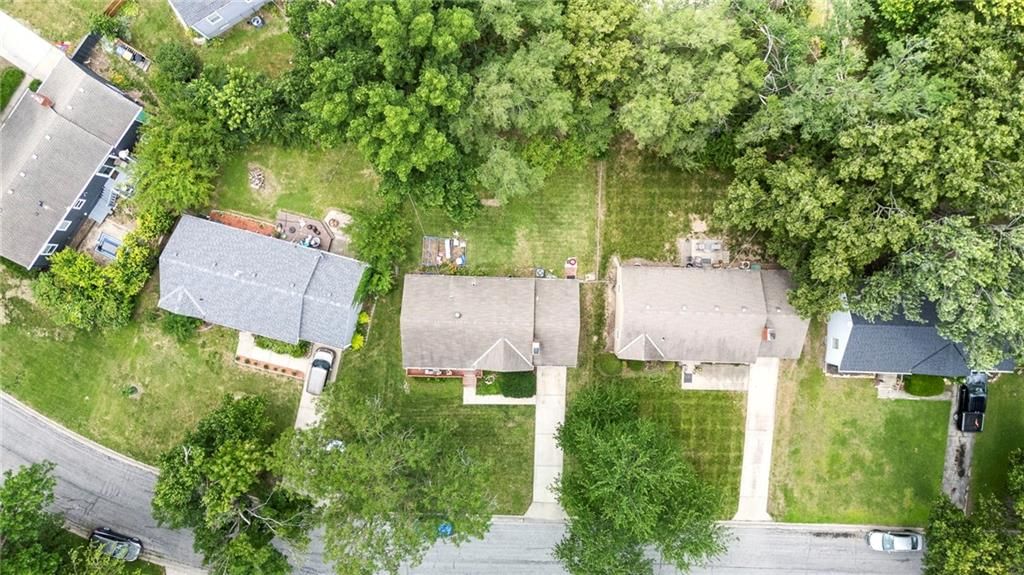 5724 Beverly Avenue — photo 15