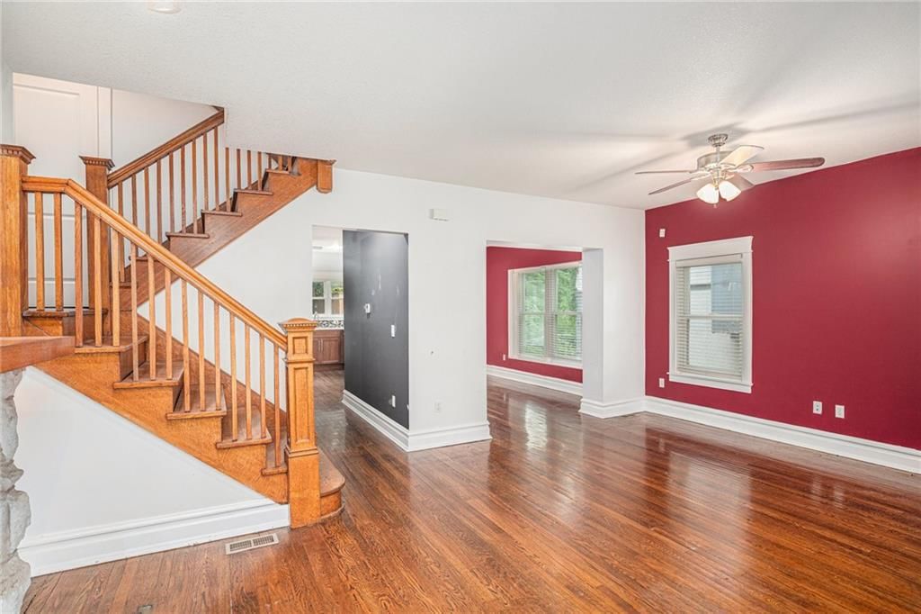 4009 Kenwood Avenue — photo 3
