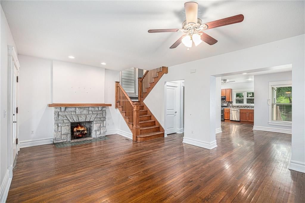 4009 Kenwood Avenue — photo 5