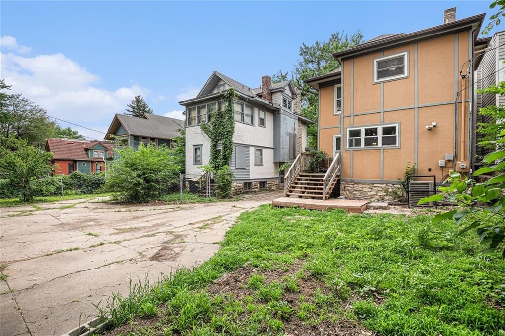 4009 Kenwood Avenue — photo 25