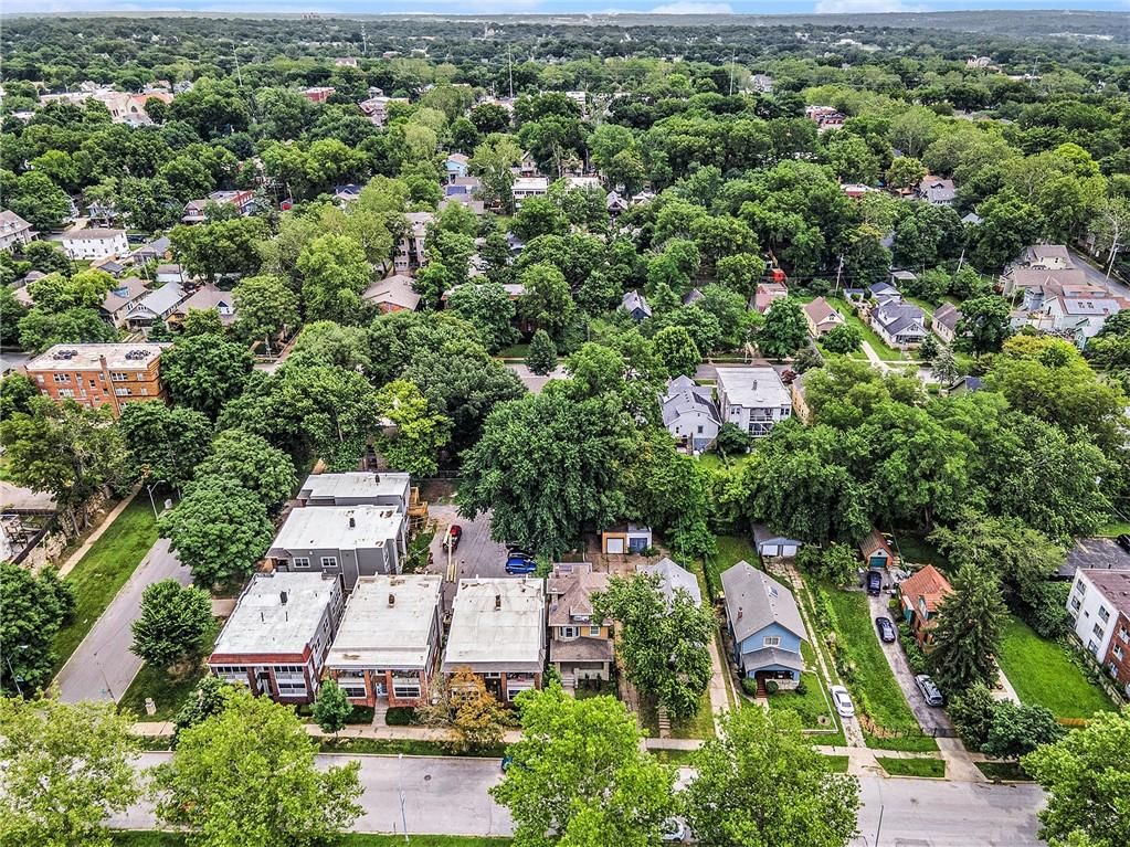 4009 Kenwood Avenue — photo 30
