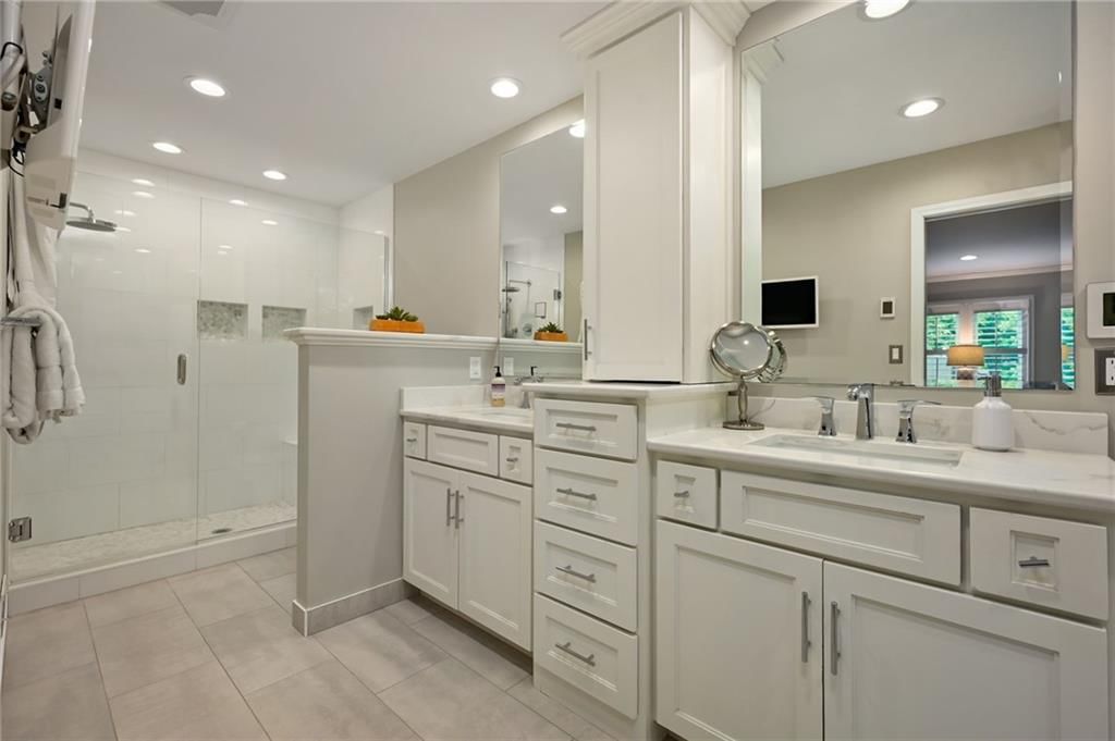 4416 W 112Th Terrace — photo 29