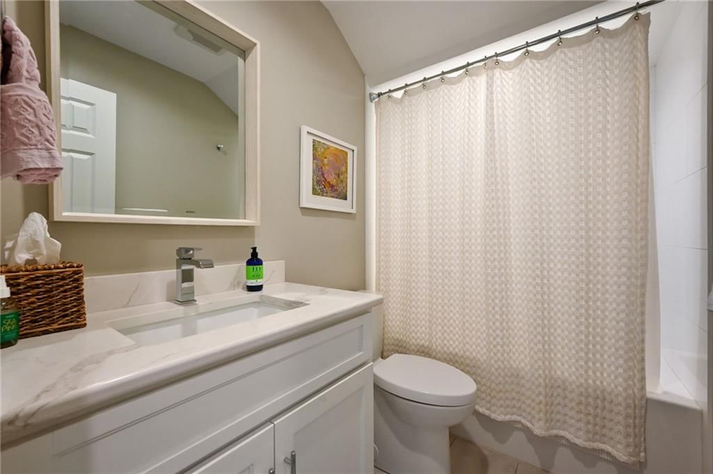 4416 W 112Th Terrace — photo 38