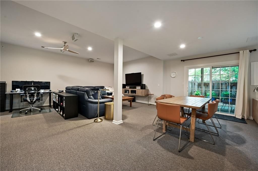 4416 W 112Th Terrace — photo 41