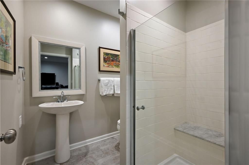 4416 W 112Th Terrace — photo 44