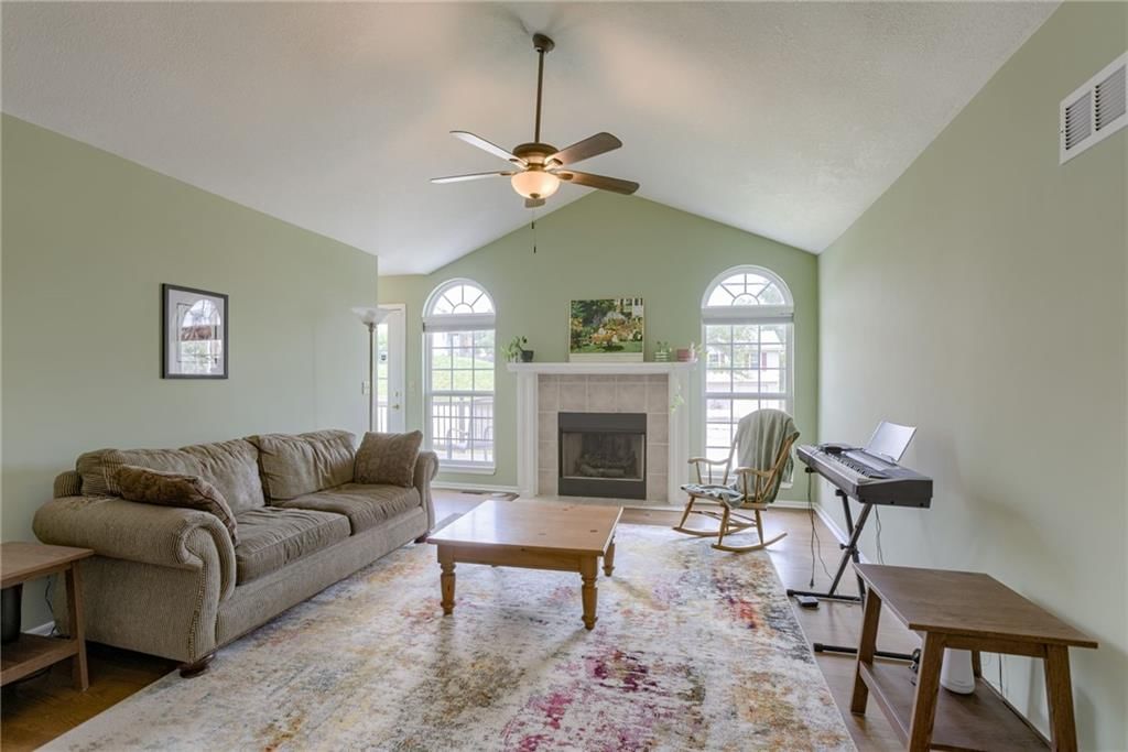 7199 NE Kingston Court — photo 8