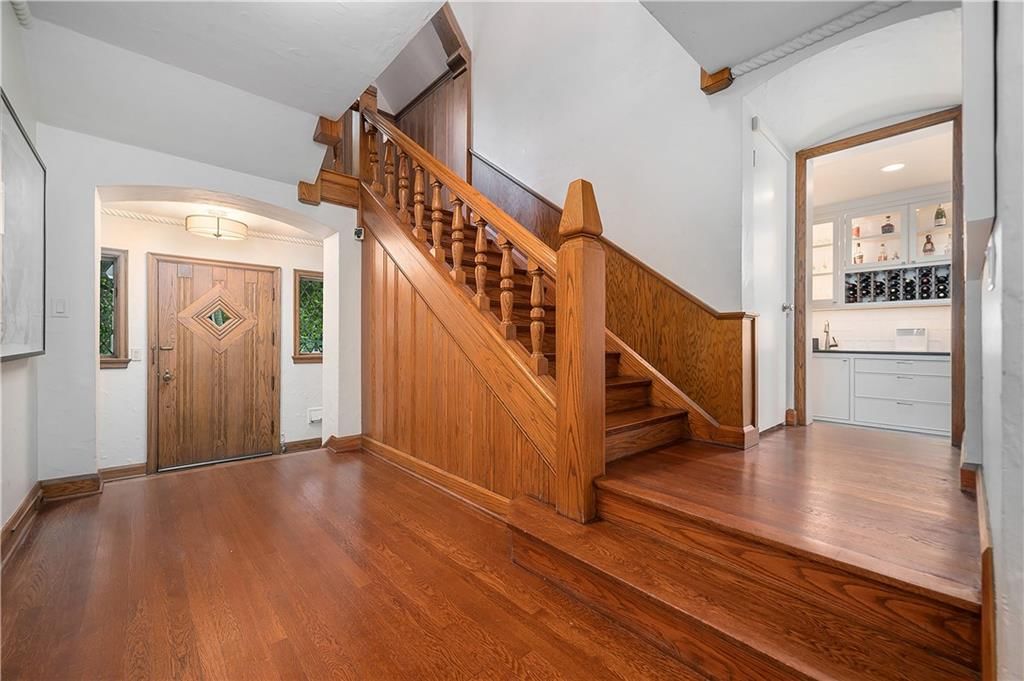 Photo 6 of 54 - 6215 Ensley Lane