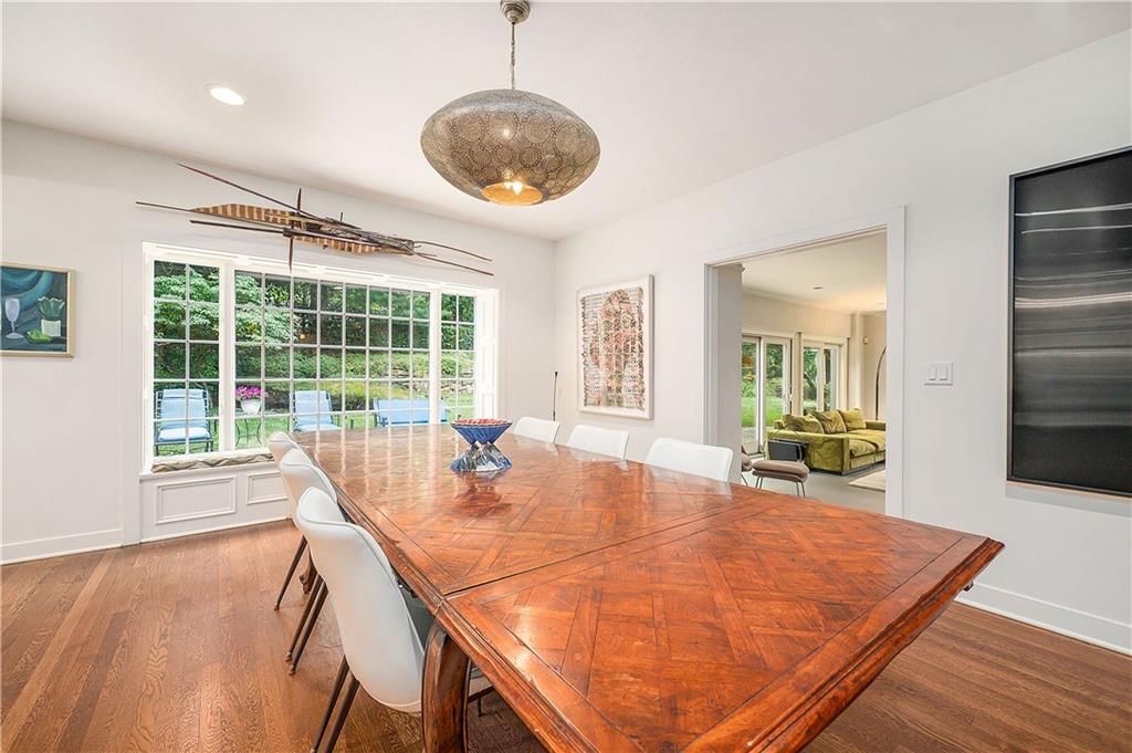 Photo 13 of 54 - 6215 Ensley Lane