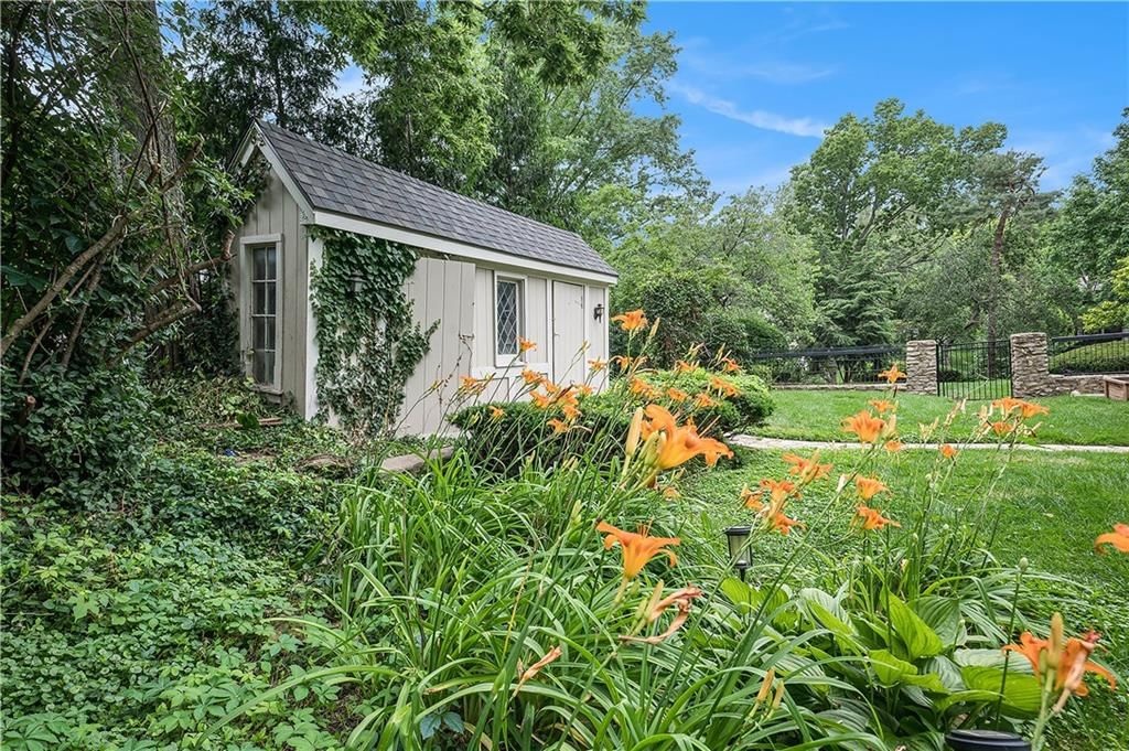Photo 46 of 54 - 6215 Ensley Lane