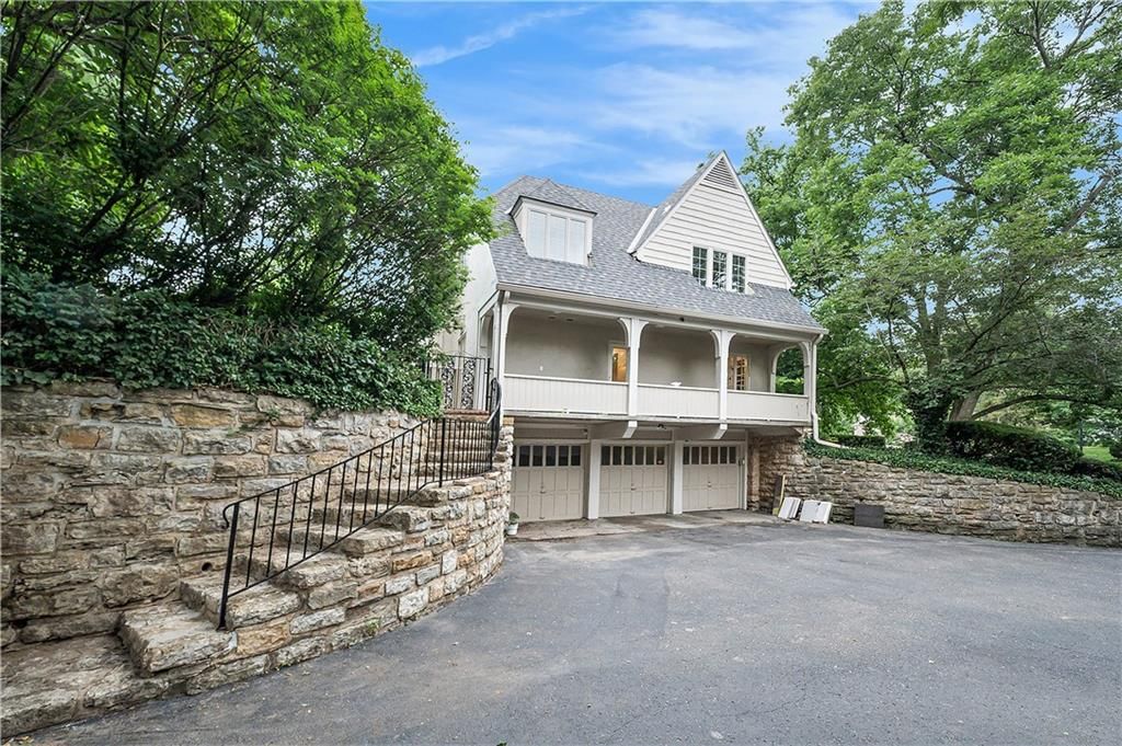 Photo 47 of 54 - 6215 Ensley Lane