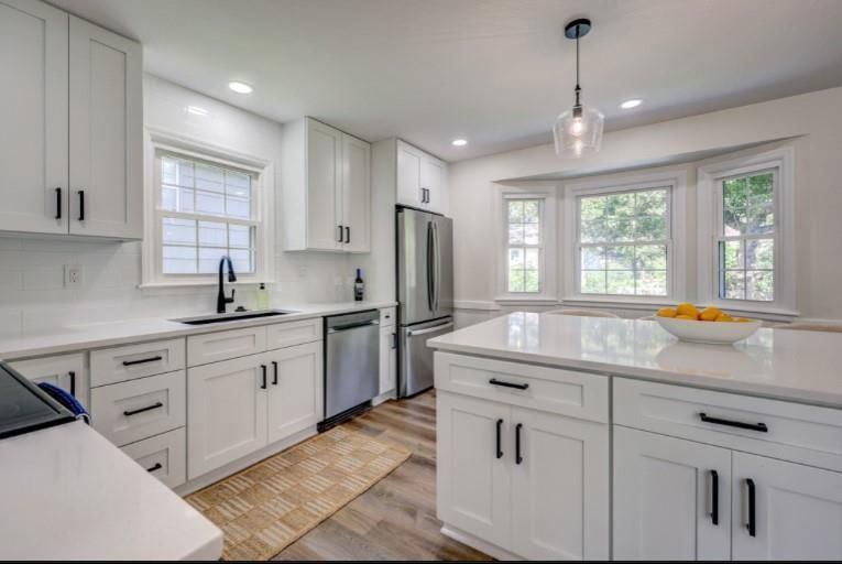 10409 Russell Street — photo 13