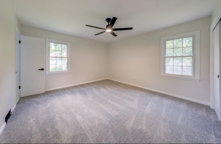 10409 Russell Street — photo 18