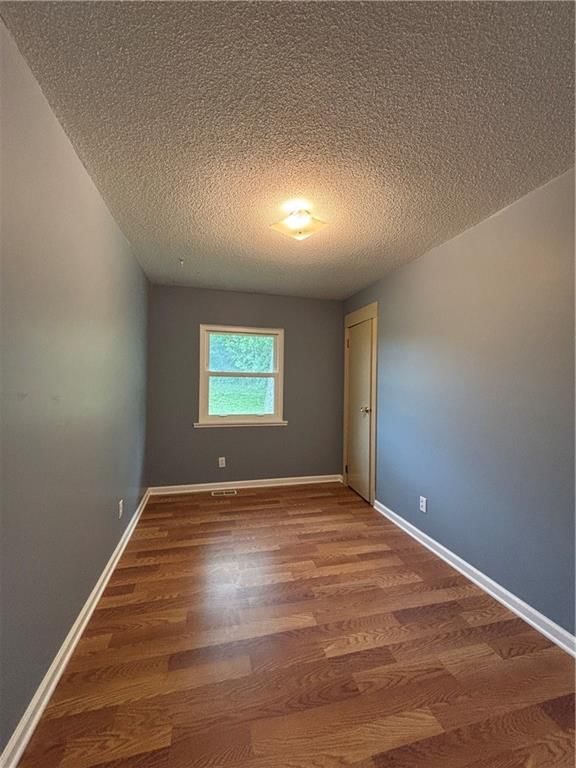 925 N 84th Drive — photo 5