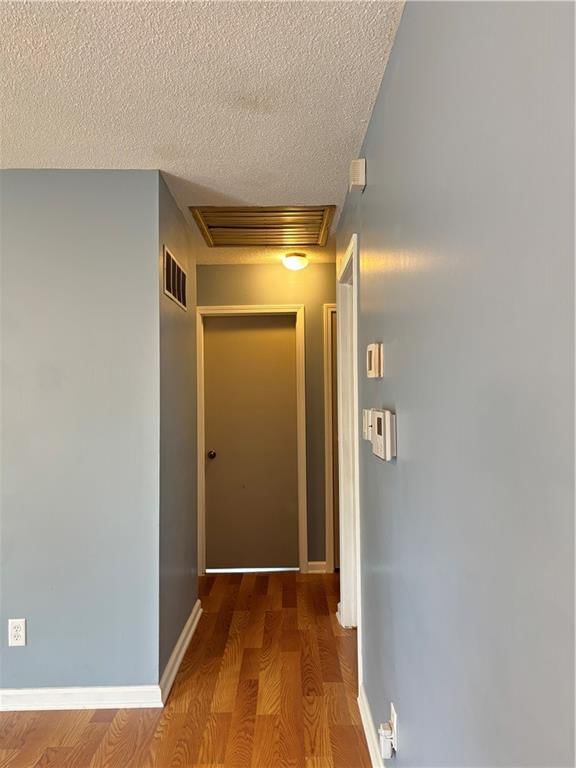 925 N 84th Drive — photo 8