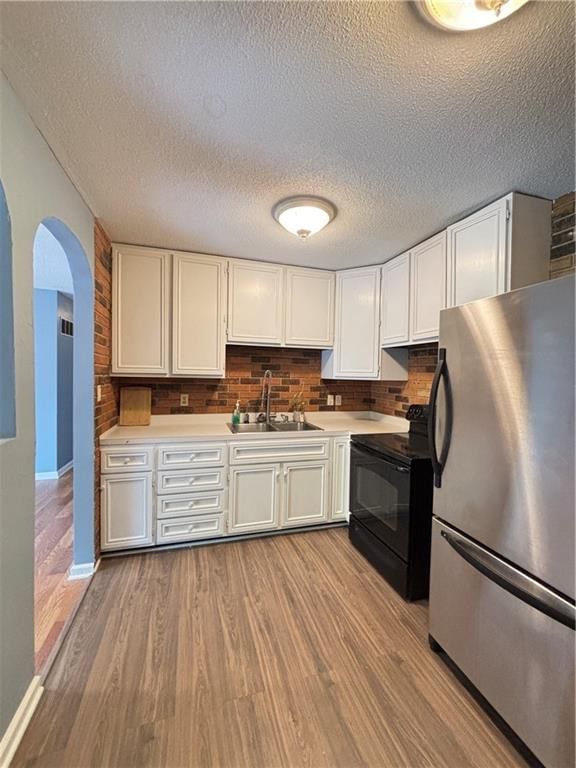 925 N 84th Drive — photo 10