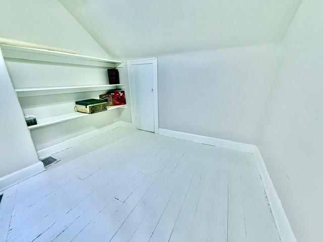Photo 13 of 21 - 6436 Overton Street