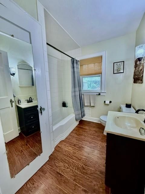 Photo 14 of 21 - 6436 Overton Street