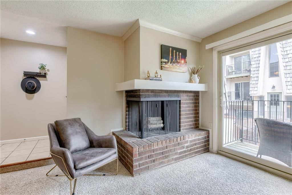 3606 Gillham Road — photo 4