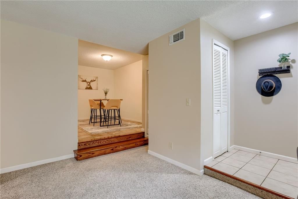 3606 Gillham Road — photo 6