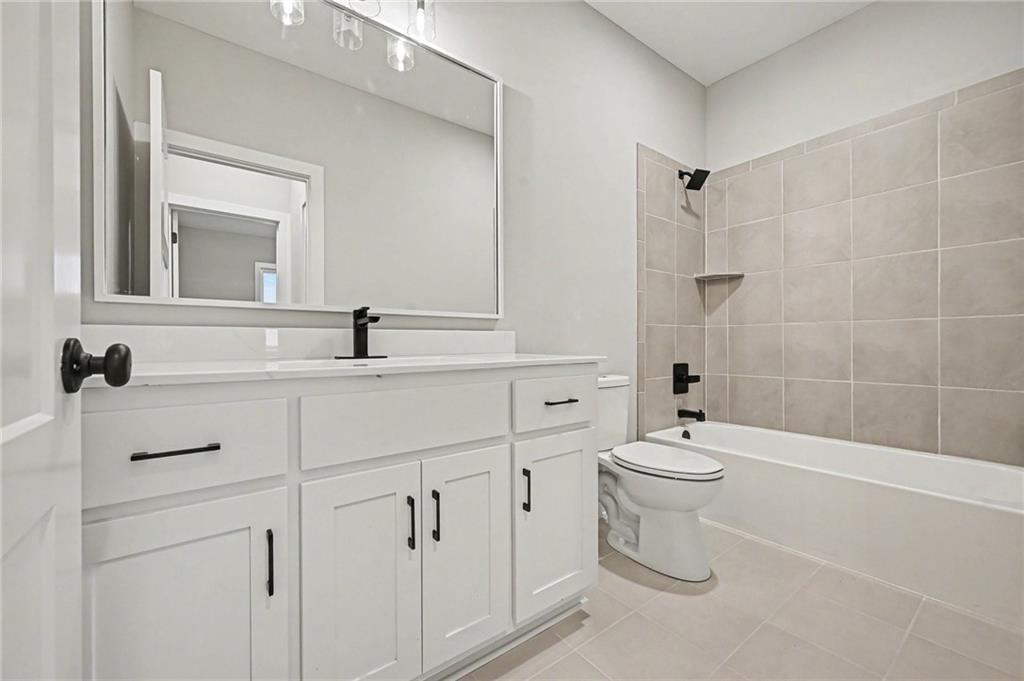 696 Salem Road — photo 16
